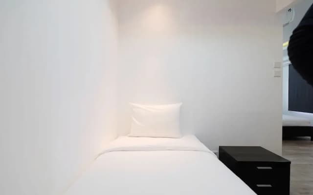Spacious Apartment at Green Bay Pluit - photo 3