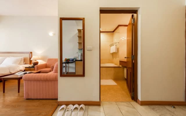 Oriental Palace Apartments Hanoi - photo 5