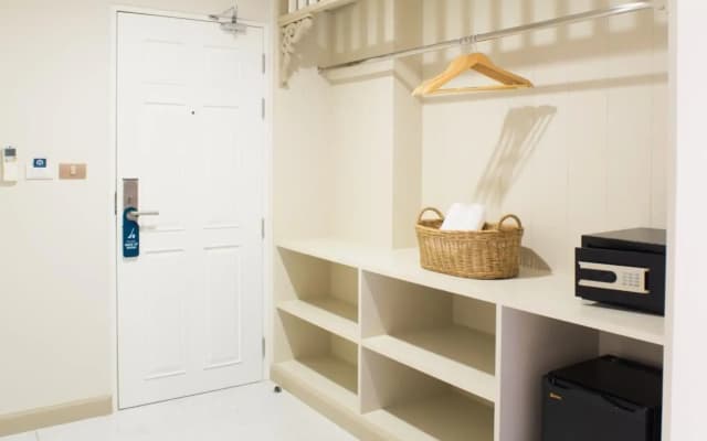 Panphuree Residence - photo 4