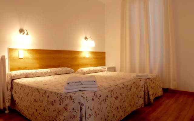 Hostal Nersan2 - photo 4