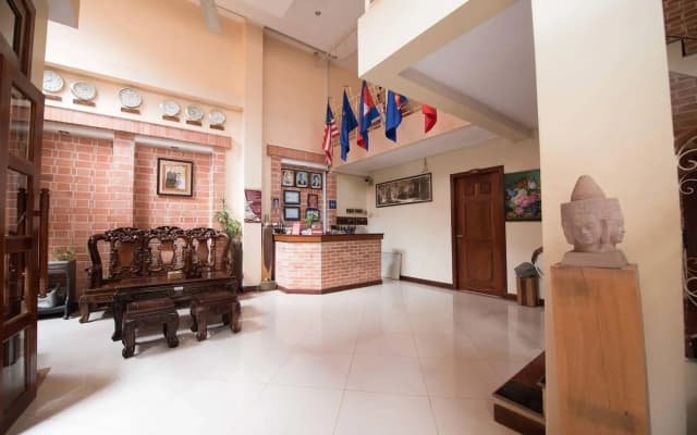 Neth Socheata Hotel - photo 2