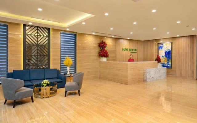 Sun River Hotel & Apartment - photo 2