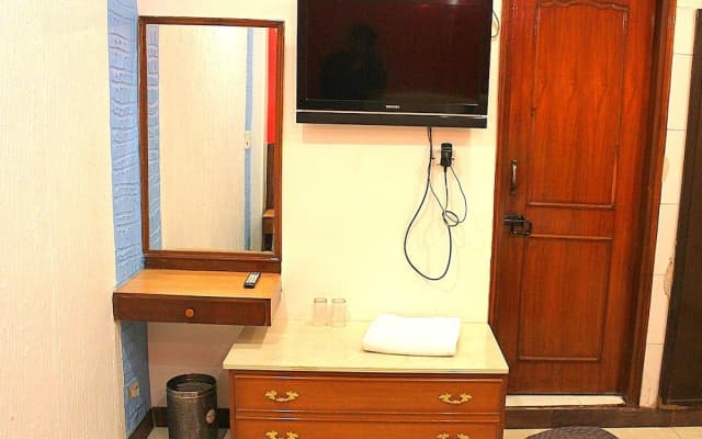 Hotel Shree Radhe Krishan - photo 5