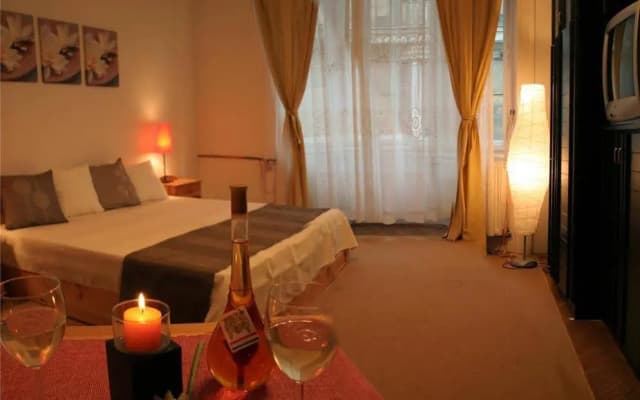Centro Budapest Apartmanok - photo 2
