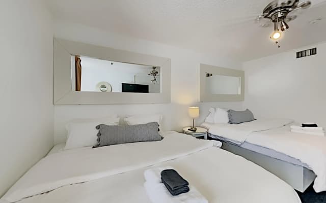 2 Room Celebration Disney Poolside Spa-golf Condo - photo 5