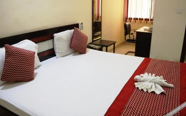 Maxfort Budget Hotel Dwarka - photo 3
