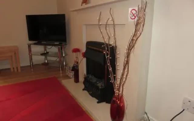 Waverley Park Apartment - photo 2