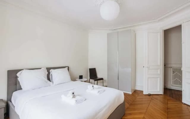 Beautiful apartment for 6 pax Near Eiffel Tower by GuestReady - photo 2