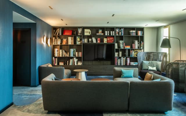 Crowne Plaza Nice Grand Arenas by IHG - photo 2