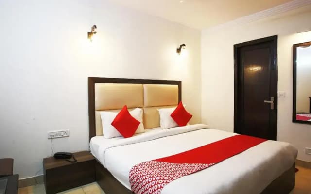 South Continental B&B by OYO Rooms - photo 4