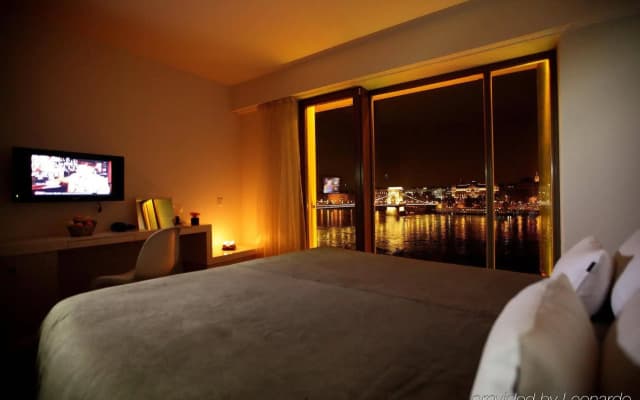 Leon Hotel & Lounge - photo 5