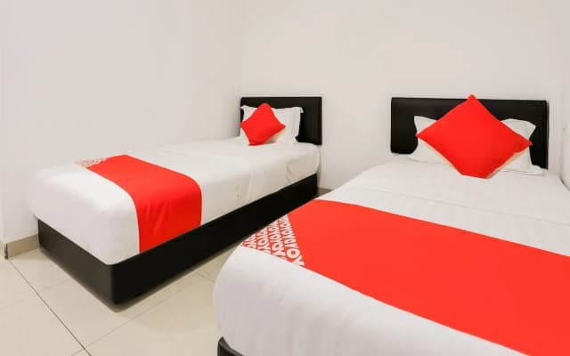 Rich Hotel by OYO Rooms - photo 4