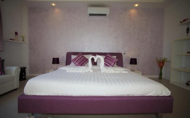 Blissful Tropical Stay at SeaLaVie Villa - photo 5
