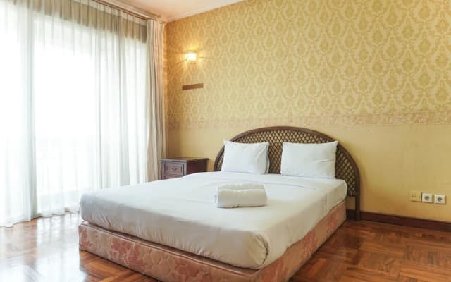 Spacious and Elegant 2BR @ Kedoya Elok Apartment - photo 3