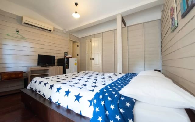 Yellow Lamoon Hotel - photo 3