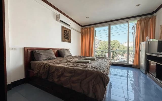 Greenvale Serviced Apartment - photo 3