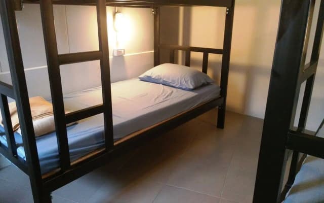 Baan hostel - photo 5