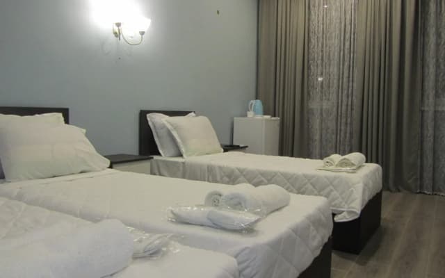 Comfort Inn - photo 2