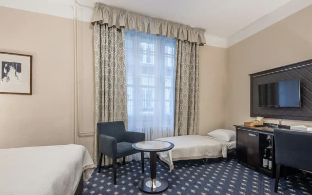 Pytloun Old Armoury Hotel Prague - photo 3