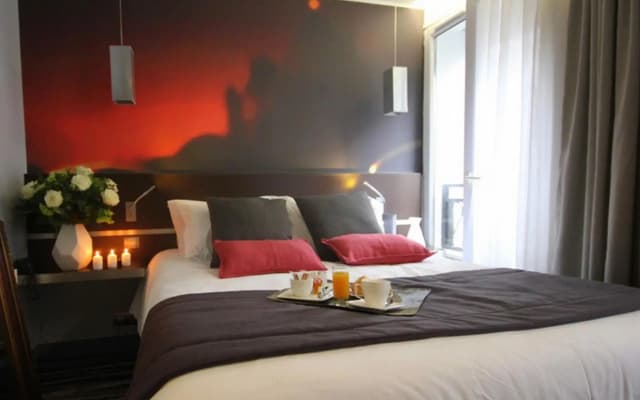 Hotel Lumières Montmartre Paris - photo 5