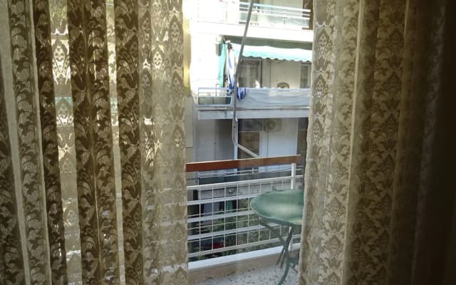 Modern Traditional Central Apartment - photo 2
