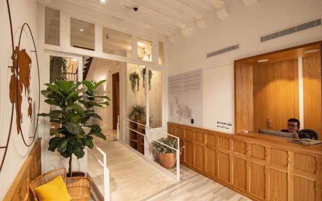 Plaza Mayor Suites & Apartments - photo 2