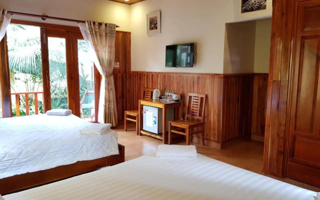 Free Beach Resort - photo 2