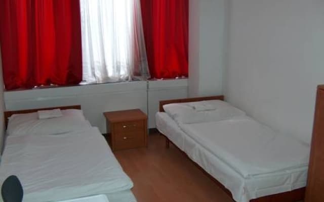 City Hostel Hill - photo 3