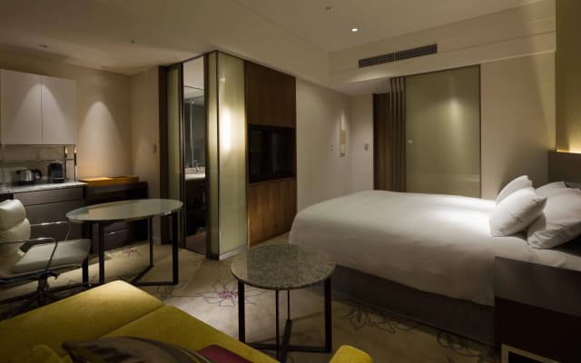 Osaka Marriott Miyako Hotel - photo 4
