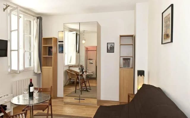 BP Apartments - Authentic Moulin Rouge - photo 5