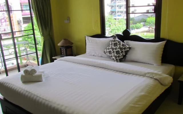 La Piccola Patong - photo 3