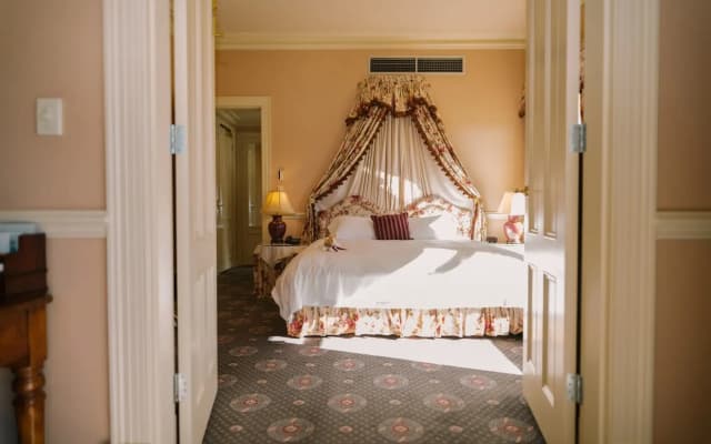 Chateau Yering Hotel - photo 5