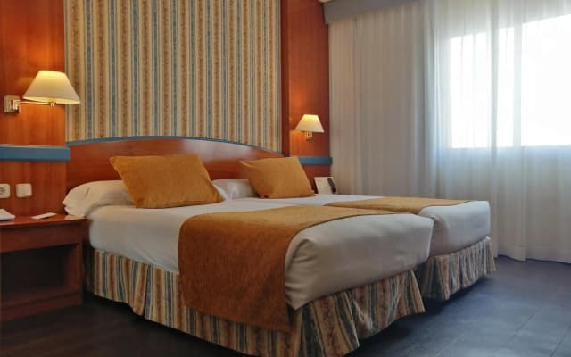 Gran Versalles Hotel - photo 2