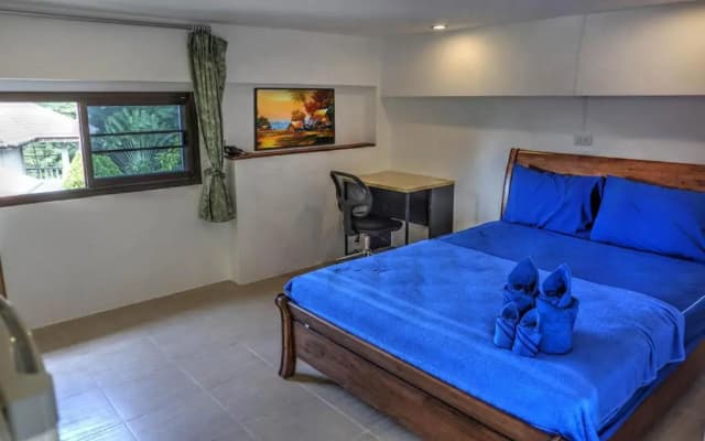 Gila's Garden Bungalows - photo 2