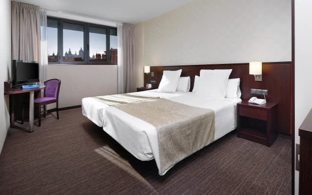 Arco Barcelona Hotel - photo 3