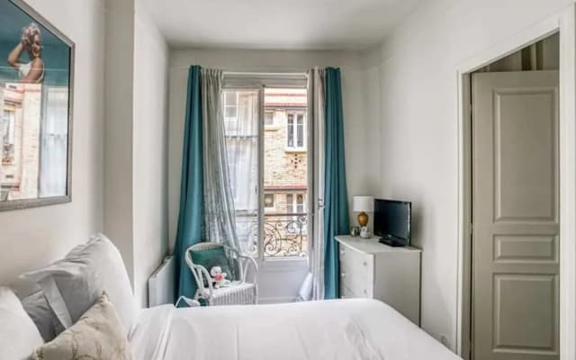 Stunning 2 Bedrooms Apartment - Modern & Cosy - photo 4