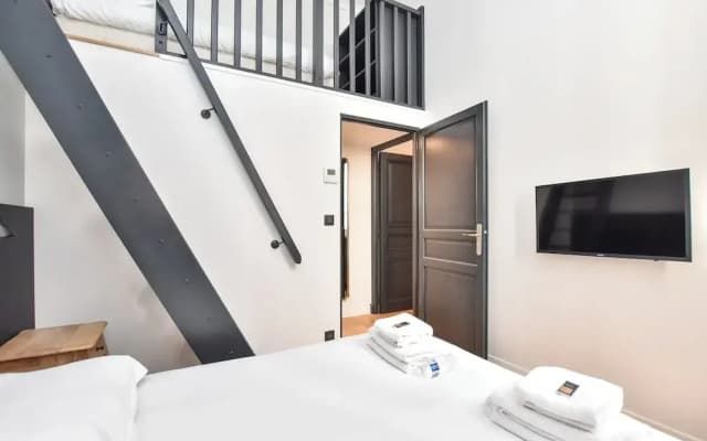 Cozy Apartment - 2br/7p - Arc de Triomphe - photo 4