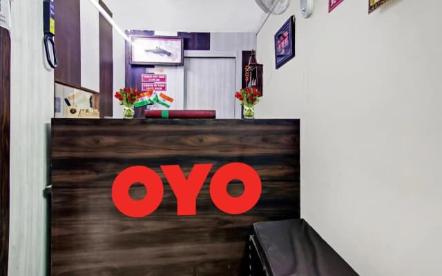OYO Flagship 70255 Star Light Inn - photo 2
