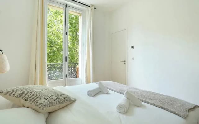 Lovely and new Apartment Center of Paris - photo 2