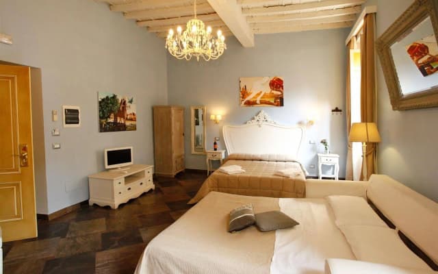 Casa De Fiori Apartments - photo 3