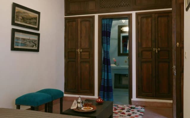 Riad Al Anouwar - photo 2