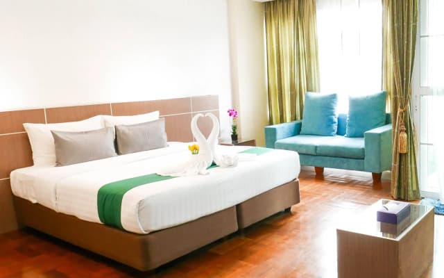 D Box Hostel - photo 2