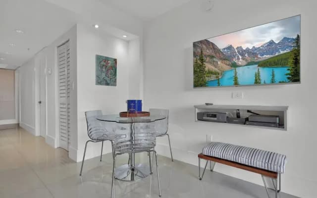 Gorgeous Spacious 2bed Bayview Apartment - photo 5