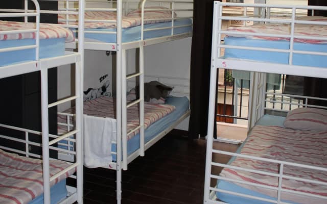 Hostel One Paralelo - photo 2