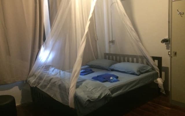 Monkey Cave - Hostel - photo 5