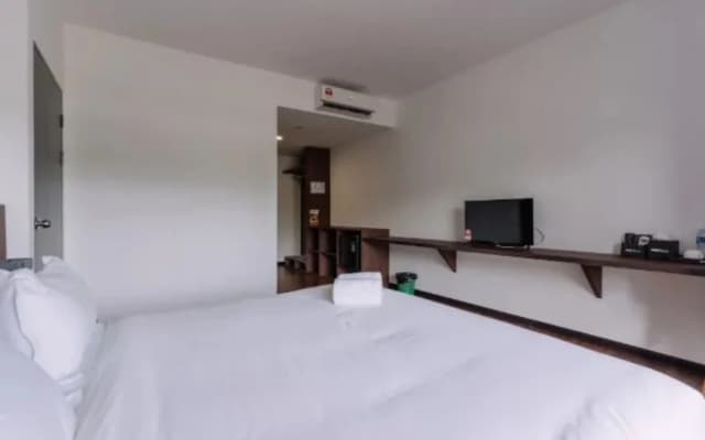 Roxy Sematan Villa & Townhouse - photo 5