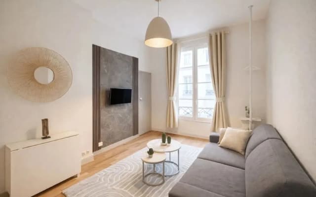 1630 Ponthieu - photo 3