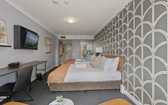 Convenient City Abode - photo 3