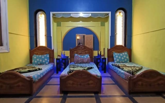 Castle Hotel - Hostel - photo 5