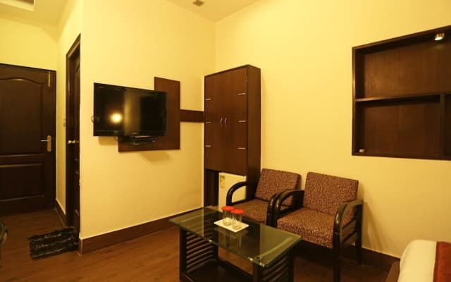 OYO 8188 Vardhmaan Inn - photo 5